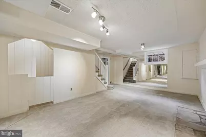 5805 Roosevelt Street, Bethesda, MD 20817 - Photo 35