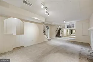 5805 Roosevelt St, Bethesda, MD 20817 - Photo 35