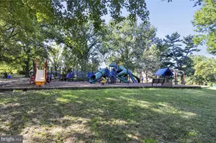 6705 Hillandale Rd, Chevy Chase, MD 20815 - Photo 29