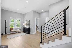7121 W Greenvale Pkwy, Chevy Chase, MD 20815 - Photo 17
