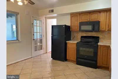 12909 Chathlake Lane, Silver Spring, MD 20904 - Photo 5