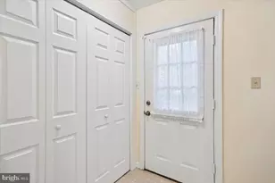 1038 Carnation Dr, Rockville, MD 20850 - Photo 13