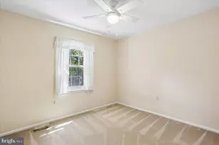 1038 Carnation Dr, Rockville, MD 20850 - Photo 21