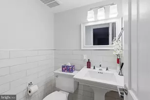 4601 N Park Ave, Chevy Chase, MD 20815 - Photo 11