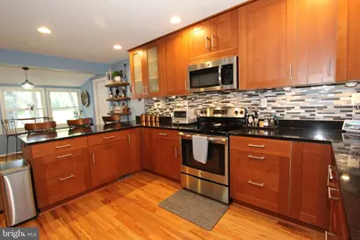 19708 Meredith Drive, Rockville, MD 20855 - Photo 7