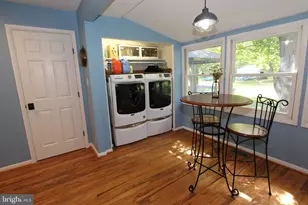 19708 Meredith Dr, Rockville, MD 20855 - Photo 37