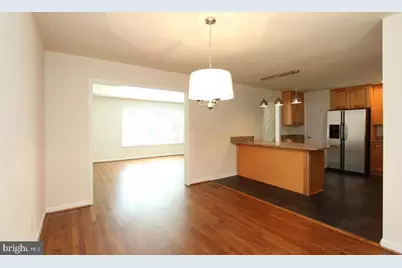 6915 Wilson Lane, Bethesda, MD 20817 - Photo 7