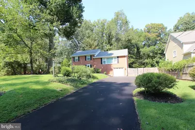 6915 Wilson Lane, Bethesda, MD 20817 - Photo 1