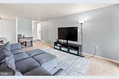 402 Girard Street #9, Gaithersburg, MD 20877 - Photo 3