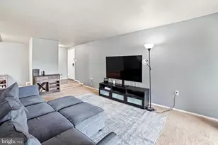 402 Girard St, Gaithersburg, MD 20877 - Photo 3