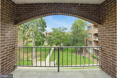402 Girard Street #9, Gaithersburg, MD 20877 - Photo 17