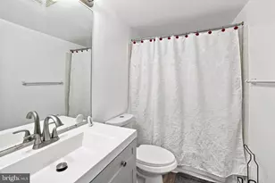 402 Girard St, Gaithersburg, MD 20877 - Photo 11
