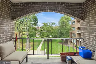 402 Girard St, Gaithersburg, MD 20877 - Photo 17