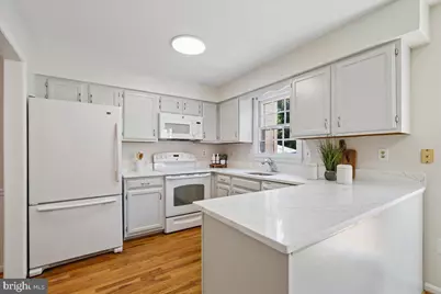 2433 McCormick Road, Rockville, MD 20850 - Photo 7