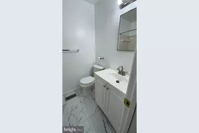 7927 Foxcrest Court #7927, Potomac, MD 20854 - Photo 15