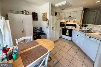 8803 Crosswicks Court, Montgomery Village, MD 20886 - Photo 5