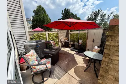 8803 Crosswicks Court, Montgomery Village, MD 20886 - Photo 9
