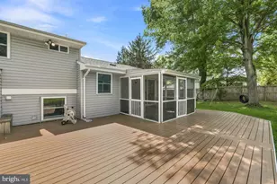 19110 Dowden Cir, Poolesville, MD 20837 - Photo 15