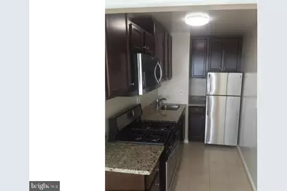 10201 Grosvenor Place #1123, Rockville, MD 20852 - Photo 3