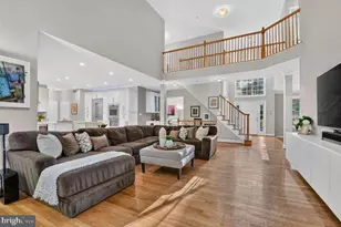 15309 Chinaberry St, Gaithersburg, MD 20878 - Photo 7