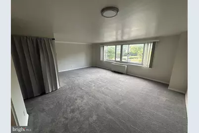 1900 Lyttonsville Road #502, Silver Spring, MD 20910 - Photo 5