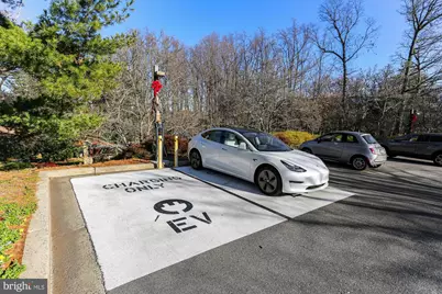 4982 Sentinel Drive #14-206, Bethesda, MD 20816 - Photo 5