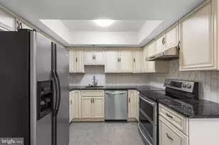 12539 Coral Grove Pl, Germantown, MD 20874 - Photo 9
