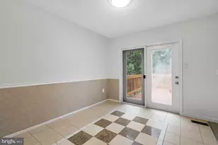 12539 Coral Grove Pl, Germantown, MD 20874 - Photo 5