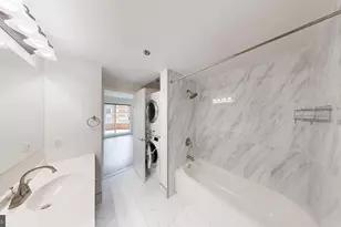 22 Courthouse Sq, Rockville, MD 20850 - Photo 9
