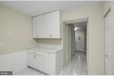 19326 Hottinger Circle, Germantown, MD 20874 - Photo 9