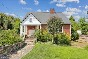 4721 N Chelsea Ln, Bethesda, MD 20814 - Photo 1