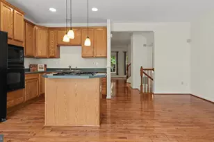 629 Chestnut Hill Mews, Gaithersburg, MD 20878 - Photo 13