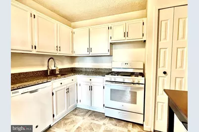 5225 Pooks Hill Road #708S, Bethesda, MD 20814 - Photo 3