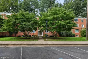 10406 Montrose Ave, Bethesda, MD 20814 - Photo 1