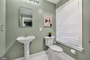 9743 Winery Ct, Gaithersburg, MD 20879 - Photo 25
