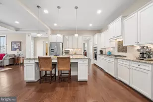 14301 Byrne Park Dr, Clarksburg, MD 20871 - Photo 25