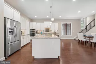 14301 Byrne Park Dr, Clarksburg, MD 20871 - Photo 23