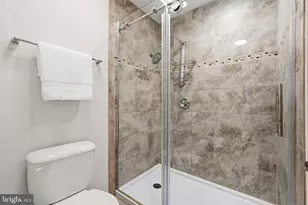 19 Butterwick Ct, Gaithersburg, MD 20886 - Photo 31