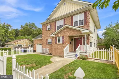 10717 Bentley Lane, Kensington, MD 20895 - Photo 3