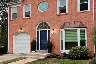 7411 Crestberry Ln, Bethesda, MD 20817 - Photo 1
