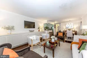 10300 Westlake Dr, Bethesda, MD 20817 - Photo 11