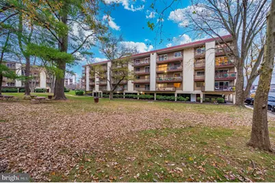 10300 Westlake Drive #P67, Bethesda, MD 20817 - Photo 39
