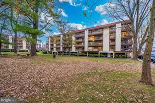 10300 Westlake Dr, Bethesda, MD 20817 - Photo 39