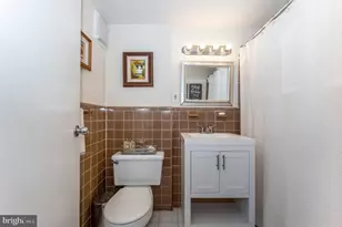 10300 Westlake Dr, Bethesda, MD 20817 - Photo 35
