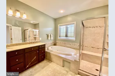 416 Grand Street, Gaithersburg, MD 20878 - Photo 19