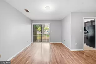 11205 Dunstable Way, Germantown, MD 20876 - Photo 7
