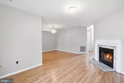 11205 Dunstable Way #153, Germantown, MD 20876 - Photo 5