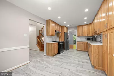 25 Tivoli Lake Court, Silver Spring, MD 20906 - Photo 9