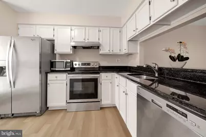 1724 Featherwood, Silver Spring, MD 20904 - Photo 5
