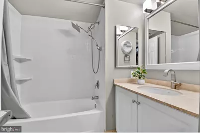 10101 Grosvenor Place #701, Rockville, MD 20852 - Photo 13